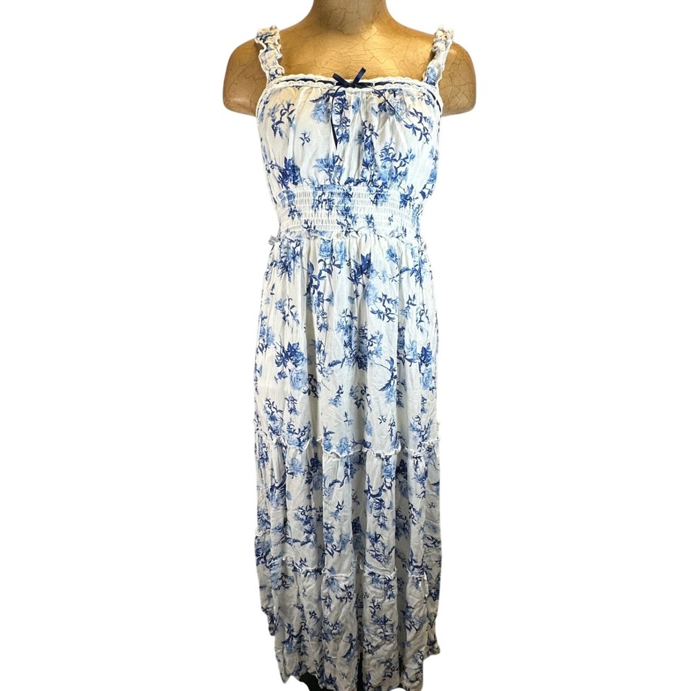 Inspired Hearts Blue White Floral Smocked Tiered Maxi Dress Medium 6FPEU056R